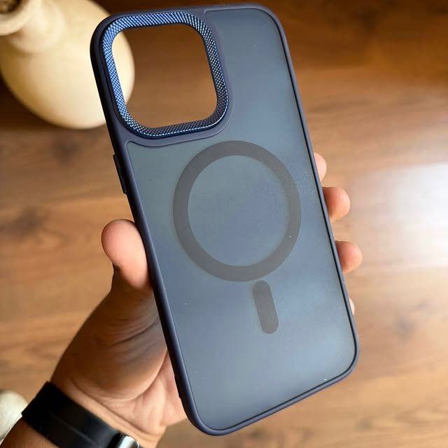 iPhone 16 Pro Max Matte Skin Magsafe Case (With Retail Box) | Blue